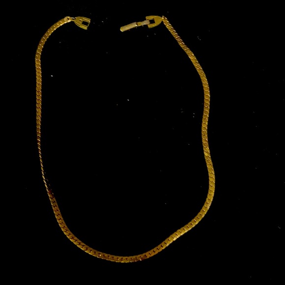 Gold Chain - Picture 3 of 3